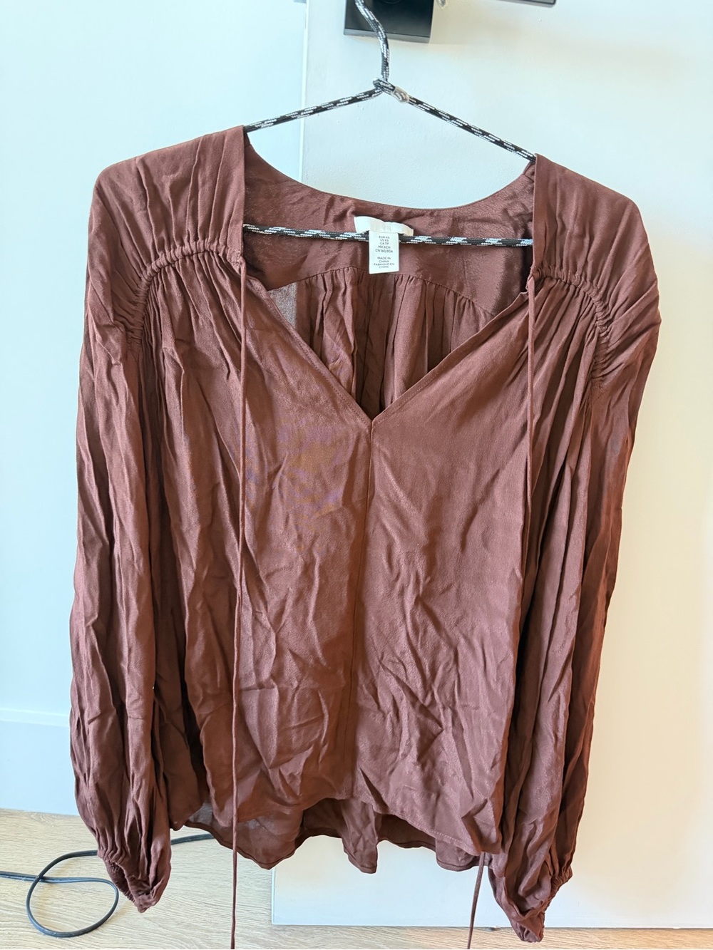 H&M Rust Brown V-Neck Long Sleeve Blouse